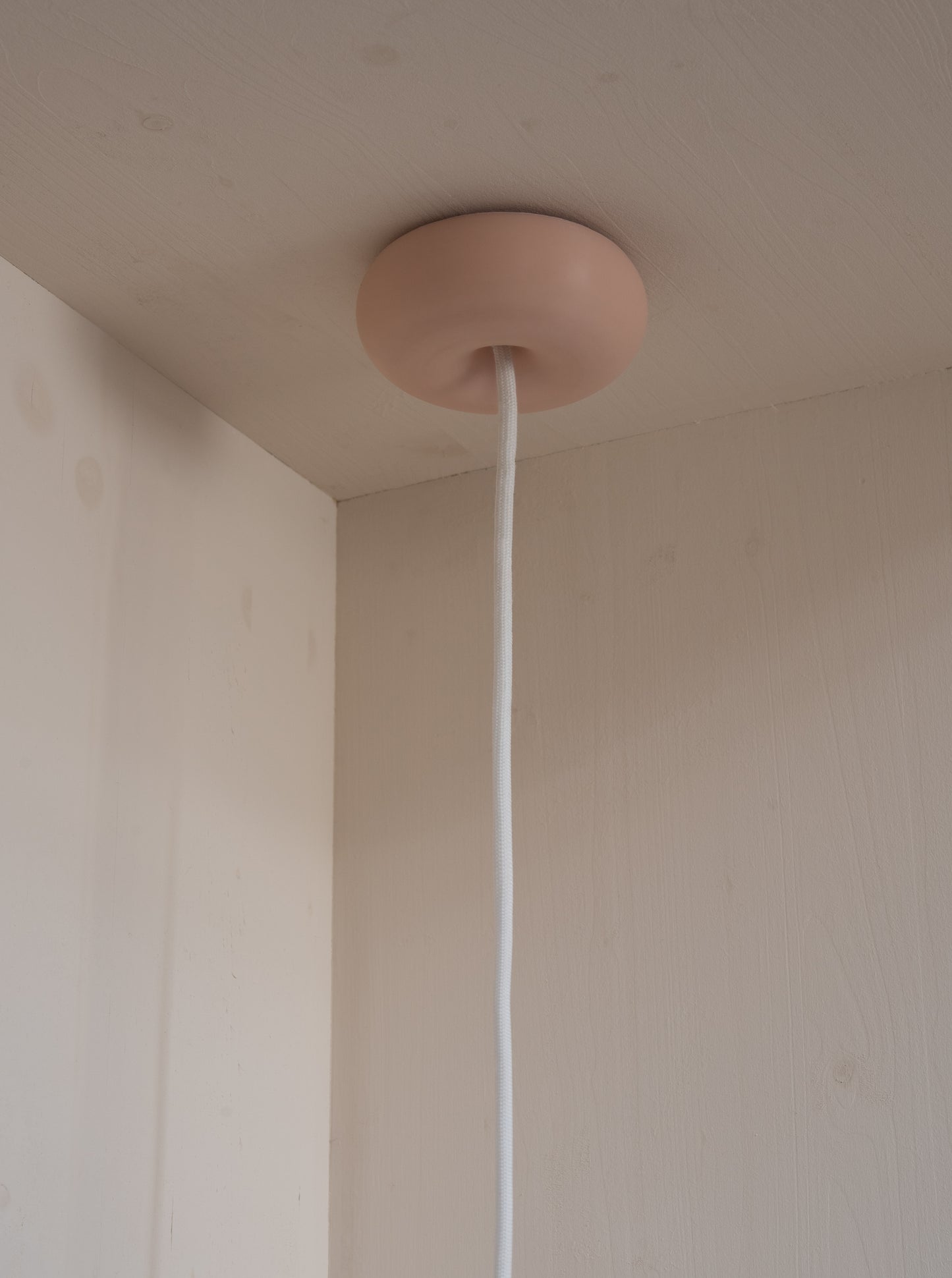 Round 1 - Lighting canopy - Rosé