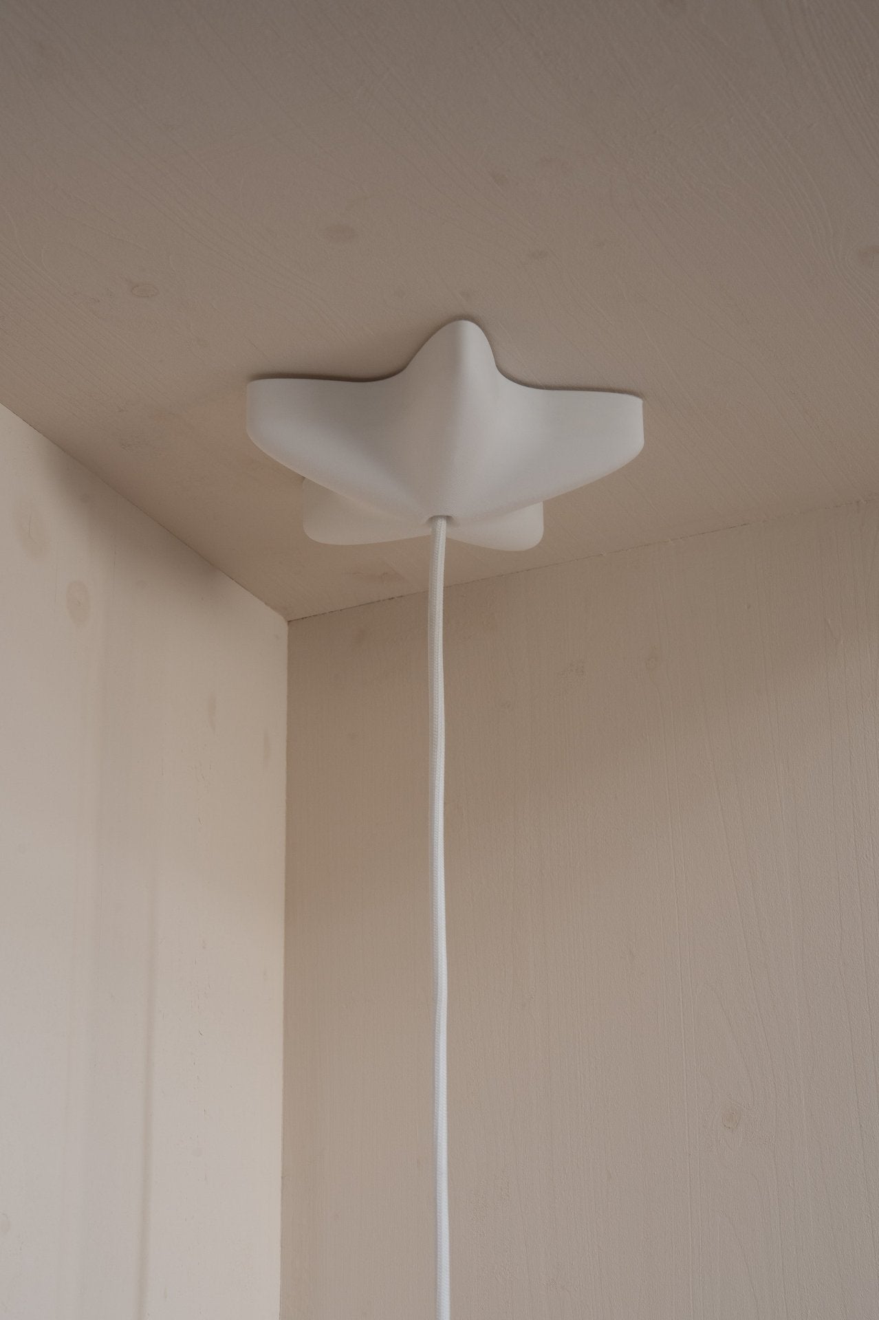 Some-nice-details-Polar-Star-Stern-Lampenbaldachin-Baldachin-Lampe-Deckenbaldachin-Baldachin-fuer-Lampen-Lighting-Canopy-Lamp-canopy-Ceiling-Canopy-Light-Fixture-Canopy-beige-5