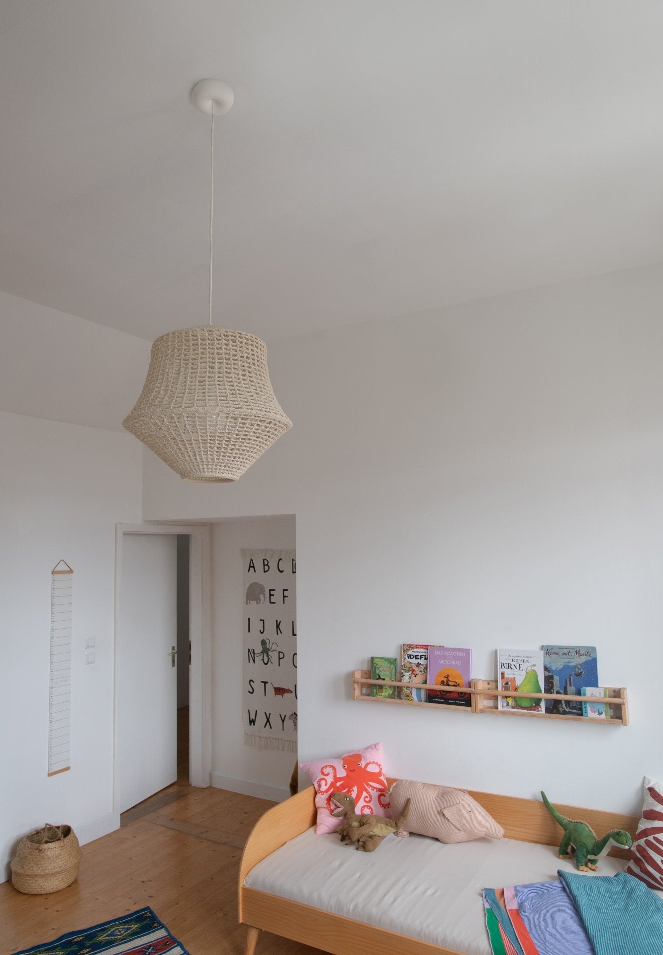 Some-nice-details-Round-1-Lampenbaldachin-Baldachin-Lampe-Deckenbaldachin-Baldachin-fuer-Lampen-Lighting-Canopy-Lamp-canopy-Ceiling-Canopy-Light-Fixture-Canopy-weiss-White-2